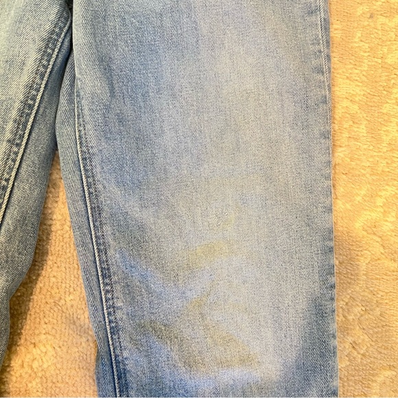 Aritzia Denim Forum The Arlo Hi-Rise Straight Jean - Picture 9 of 13